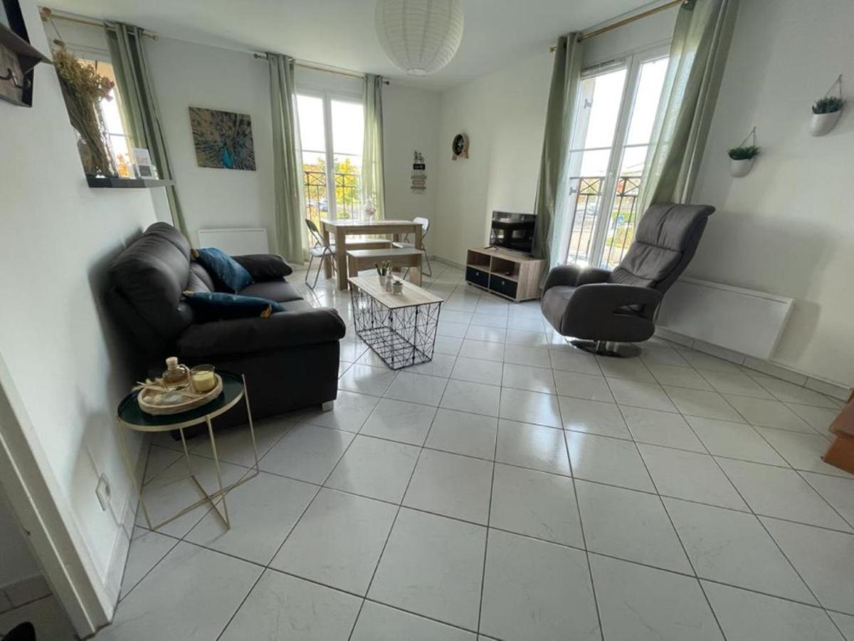 Duplex A 5min De Disney. *
